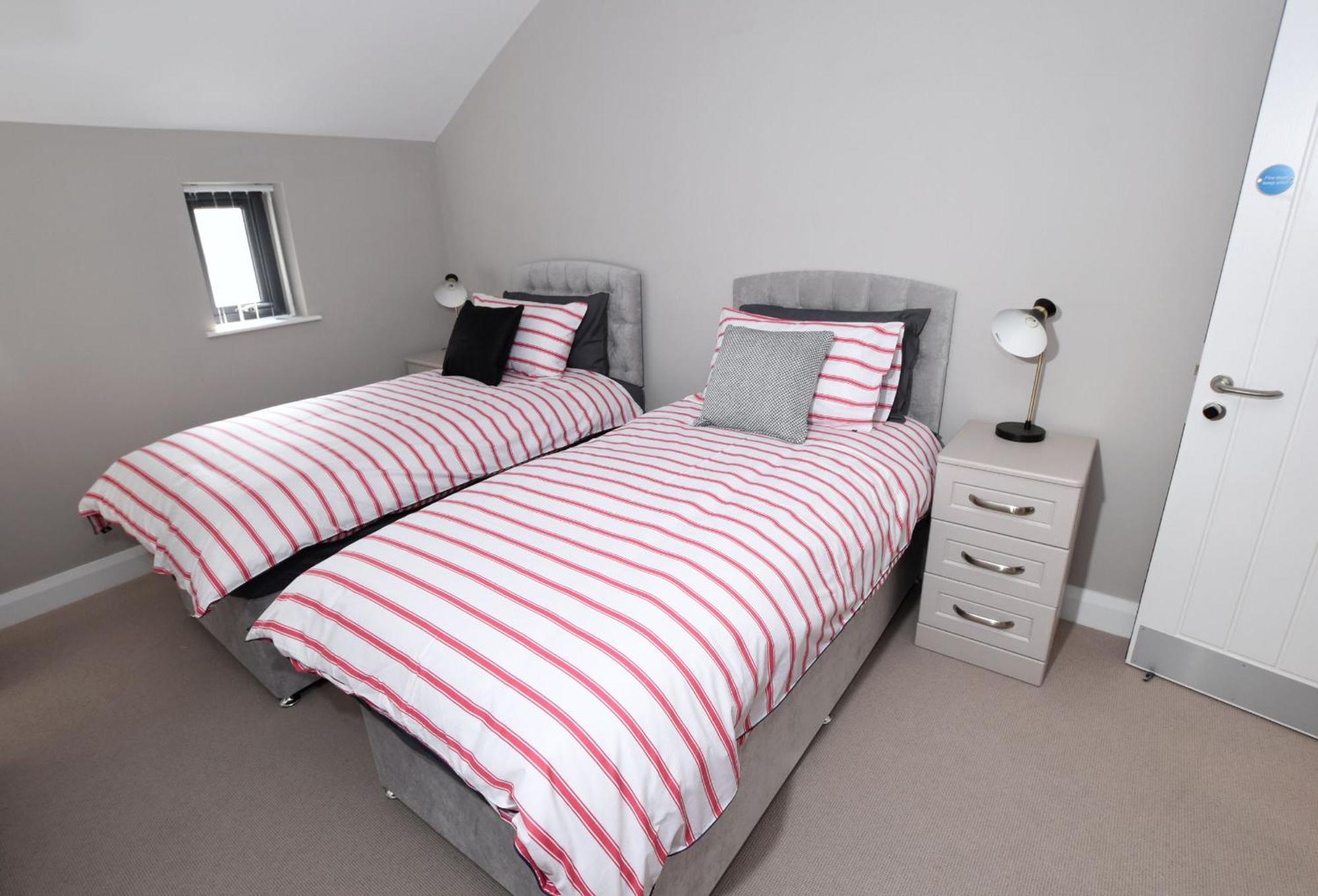 Homestead Hillsborough Guest Rooms Стая снимка